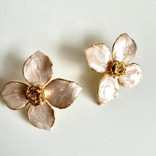 Floral Earrings Medium Size