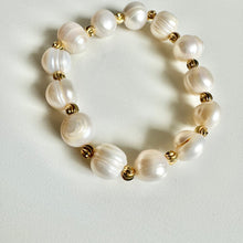 Freshwater Pearl Stretch Bracelet