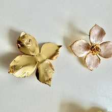 Floral Earrings Medium Size