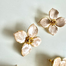 Floral Earrings Medium Size